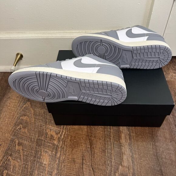 Nike Air Jordan 1 Low Vintage Stealth Grey/White Sneakers Size 6Y/7.5W - Picture 8 of 10